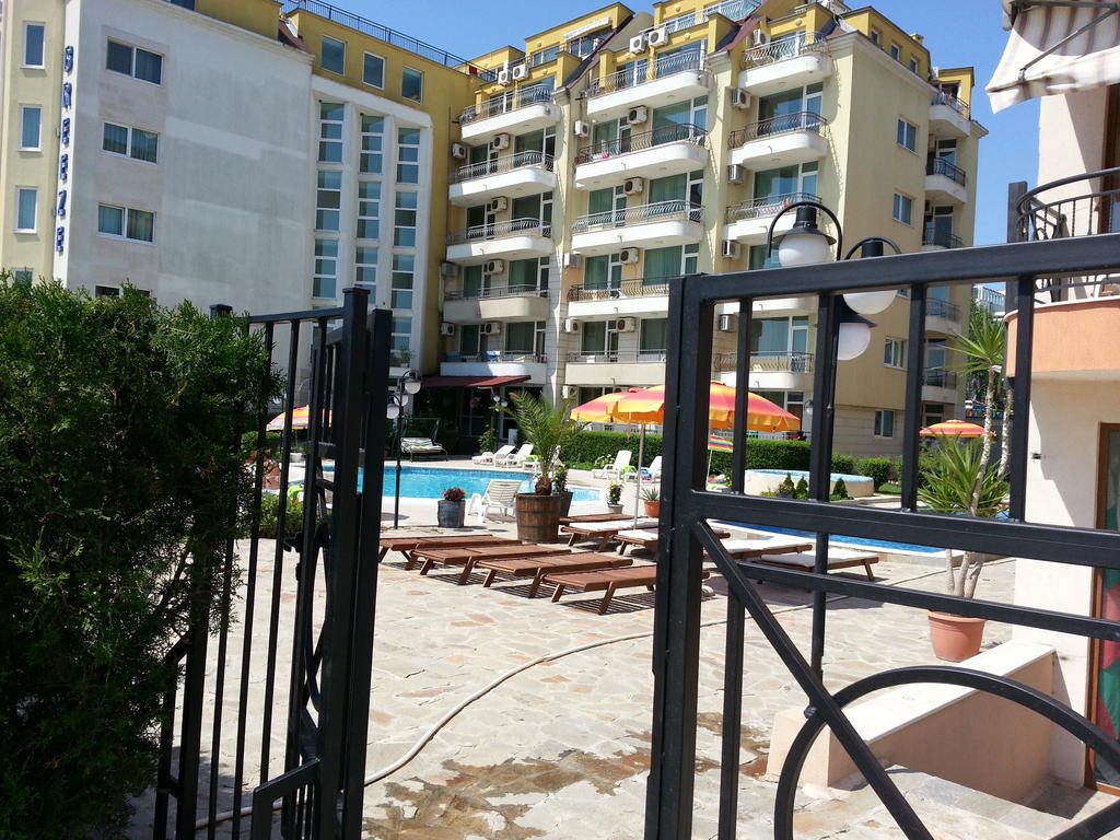 Menada Sea Regal Apartments Sunny Beach Ngoại thất bức ảnh